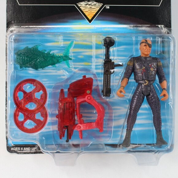 New 1995 Kenner Hasbro Waterworld Deacon Dennis Hopper Helmet Action Figure Toy - Picture 3 of 7